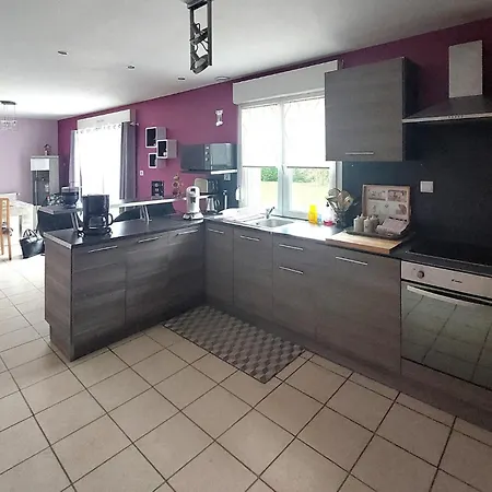 Holiday home 3 Bedroom Cozy In *